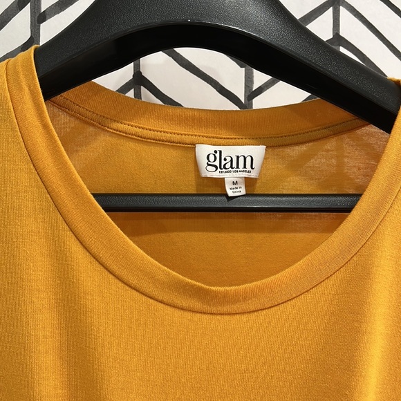 Glam Sunny Sunflower Yellow Tie Front Short Sleeve Top, Size Medium - Picture 3 of 12